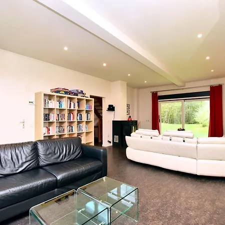 Holiday Le Cabanon Holiday home Hotton
